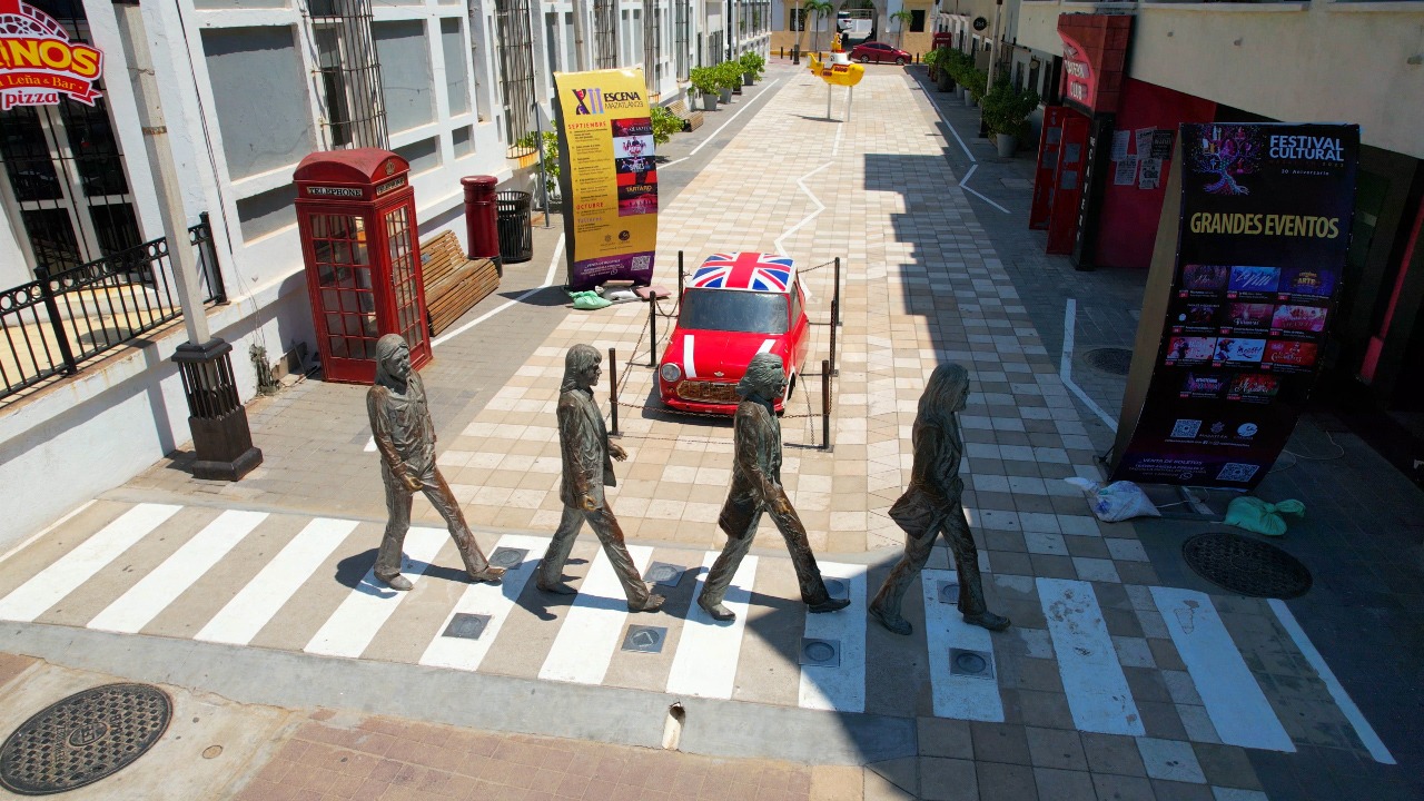 En Mazatlán el Callejón Liverpool honra a The Beatles, la invasión británica y el mítico álbum ‘Abbey Road’