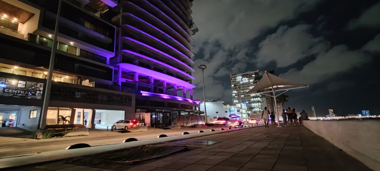Alrededor de 80 lámparas del malecón de Mazatlán fueron las que se quedaron sin luz, aclara Alumbrado Público