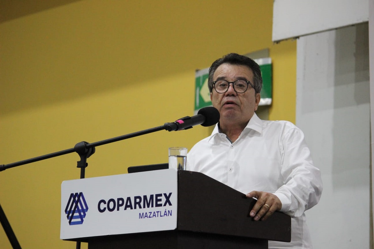 “Cero política”, dice Jesús Vizcarra y llama a apoyar a los gobiernos porque no pueden solos