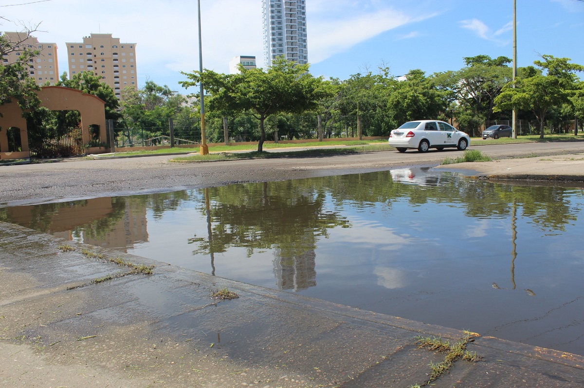 Verifica Jumapam que encharcamiento del kilómetro 0 es pluvial