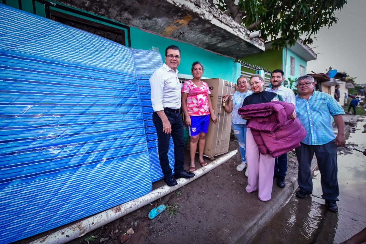 Familias afectadas por las lluvias recibieron apoyos de parte del Gobierno Municipal de Mazatlán