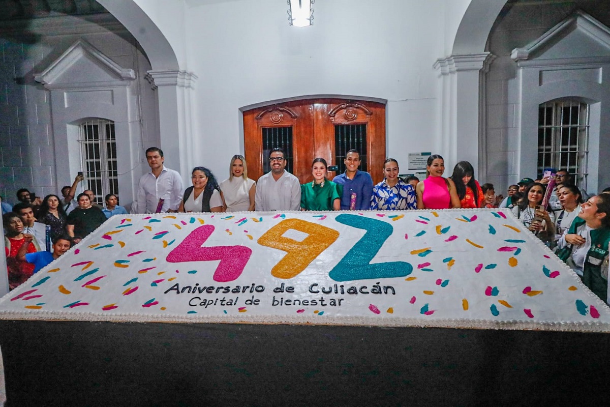 Con pastel, mañanitas y una gran feria en la Álvaro Obregón celebran el 492 aniversario de Culiacán