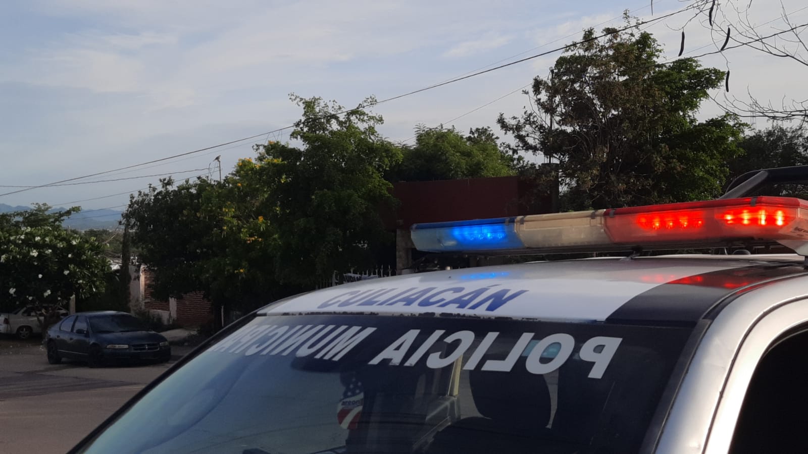 Lo despojan de una Frontier 2023 afuera de una guardería en Culiacán