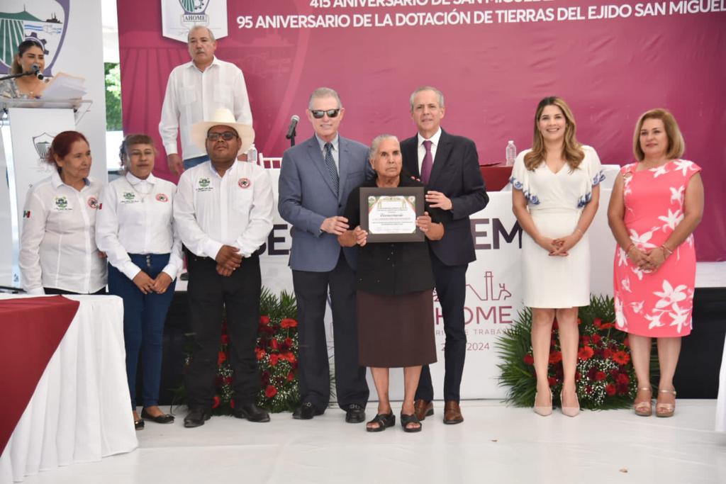 Con traslado de poderes celebran en Ahome 415 años de San Miguel Zapotitlán; reconocen a ciudadanos destacados