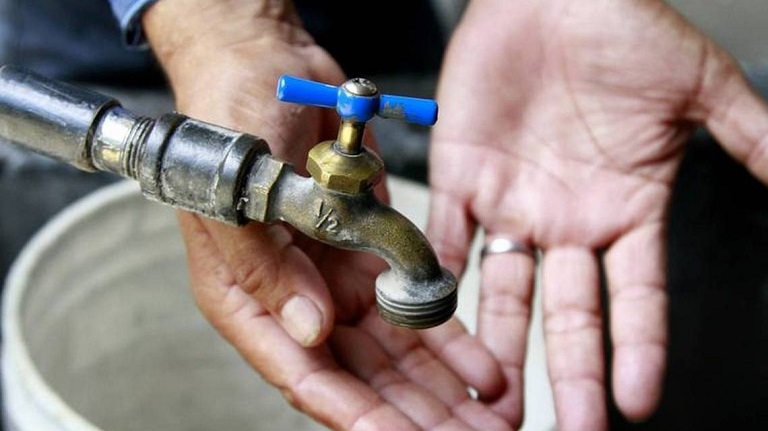 Amanecen siete colonias sin agua en Mazatlán por reparación