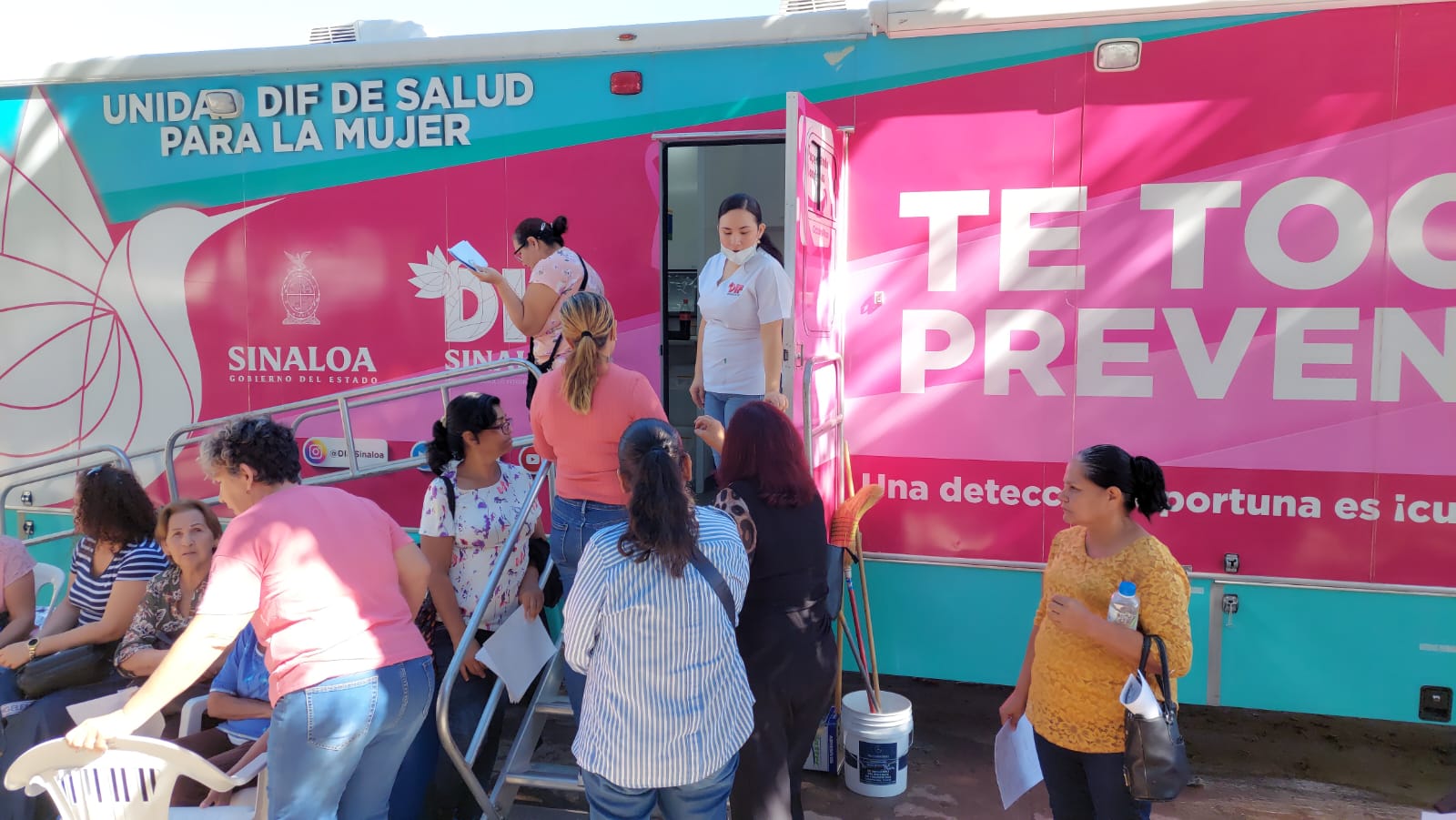 La Unidad Móvil de Salud para la Mujer atiende a las alvaradenses con estudios gratis; estará en el municipio solo dos días