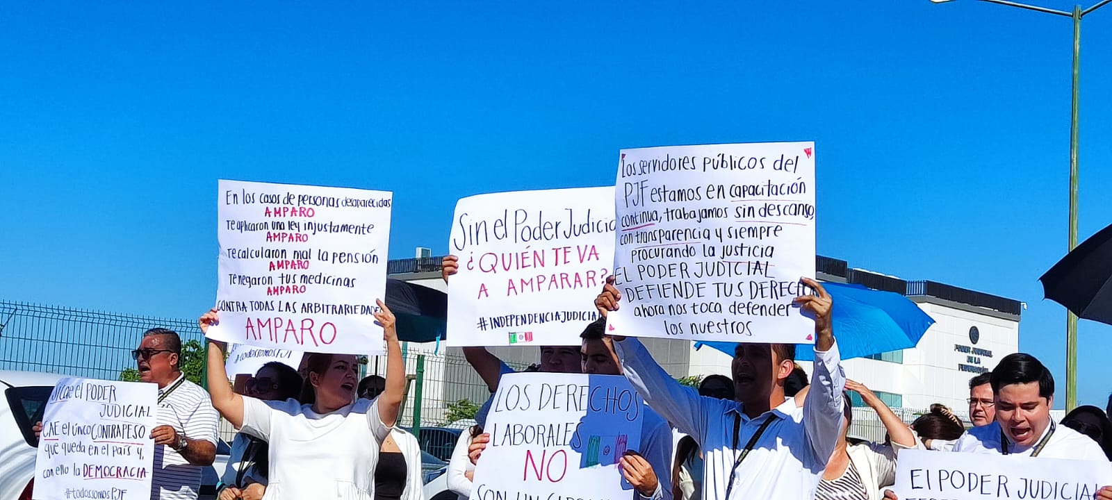 “No a la reducción de presupuesto”: Trabajadores del Poder Judicial de la Federación se manifiestan