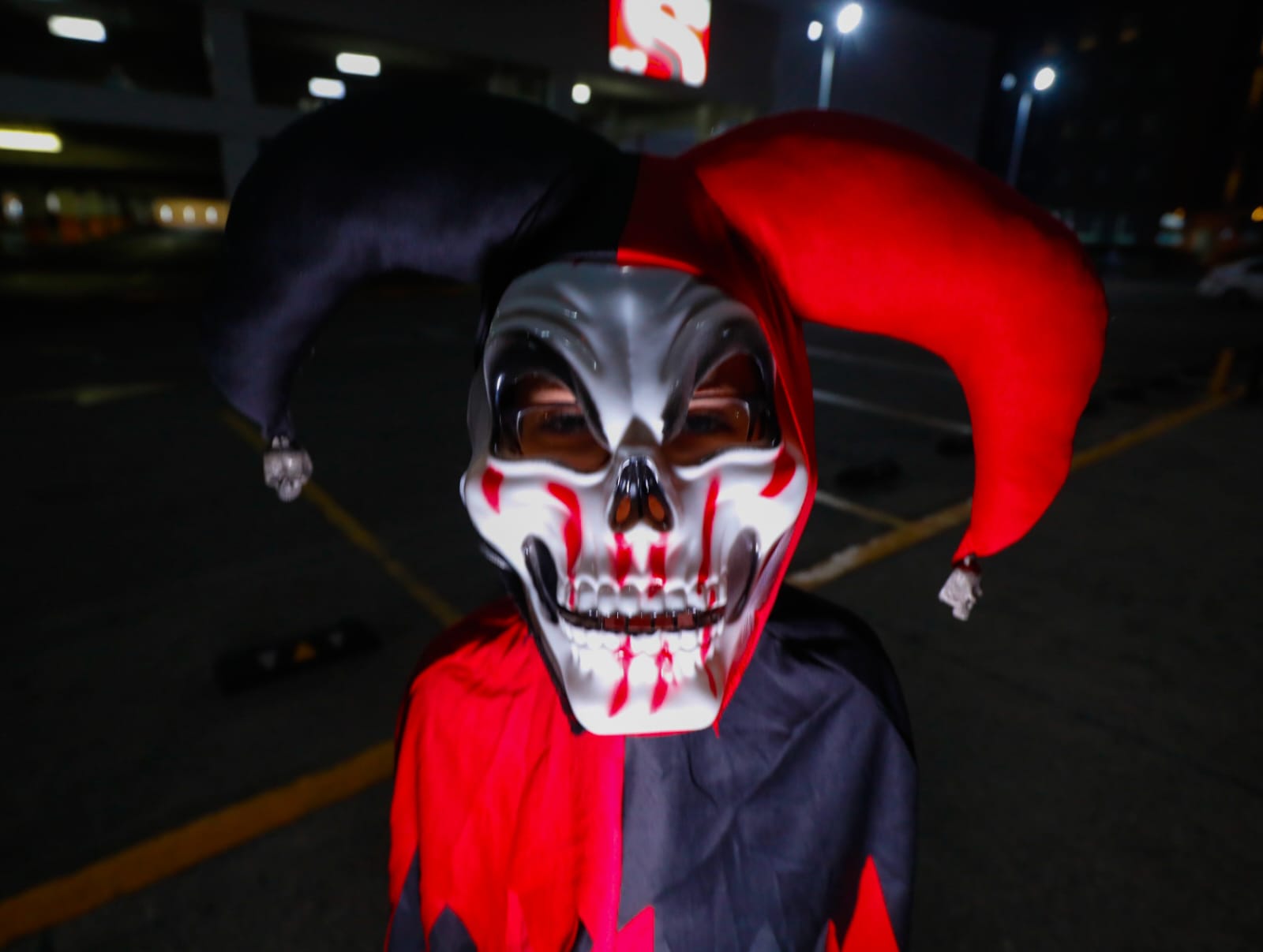 ¡Noche de terror! Culichis celebran Halloween con humor y creatividad