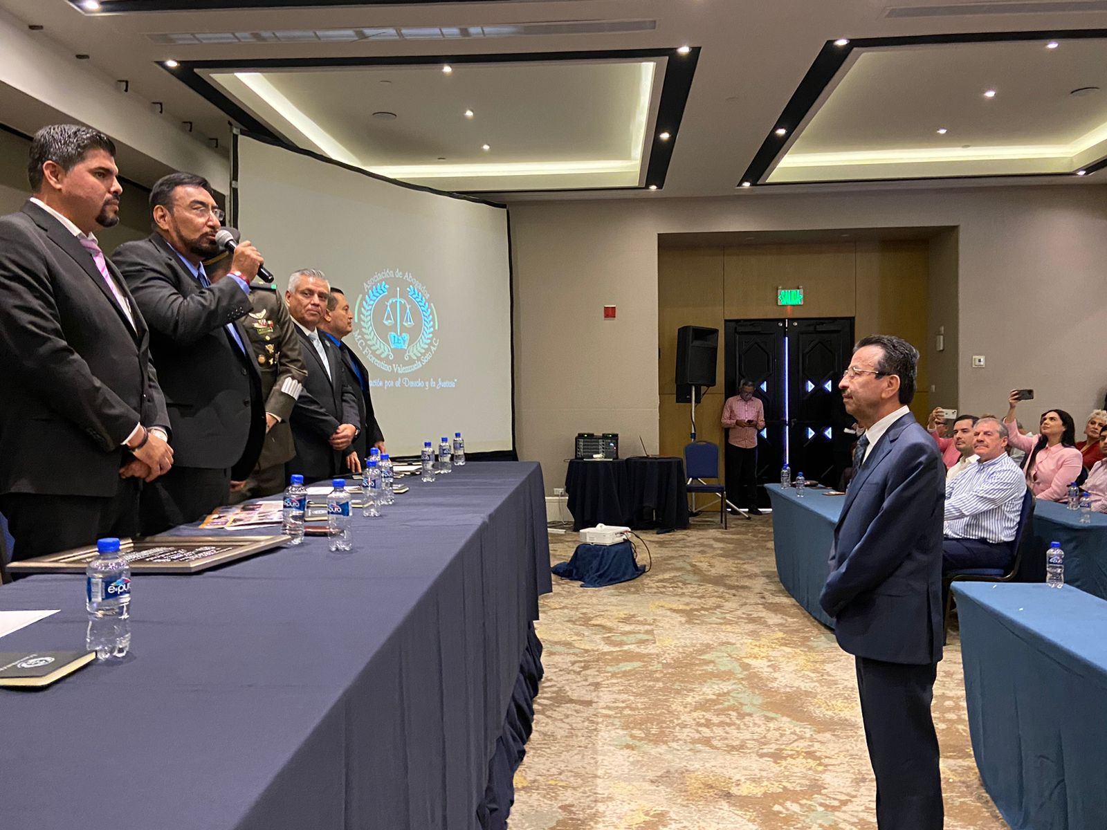 Asume Humberto Bonilla Urías la presidencia del Colegio de Abogados Florentino Valenzuela Soto