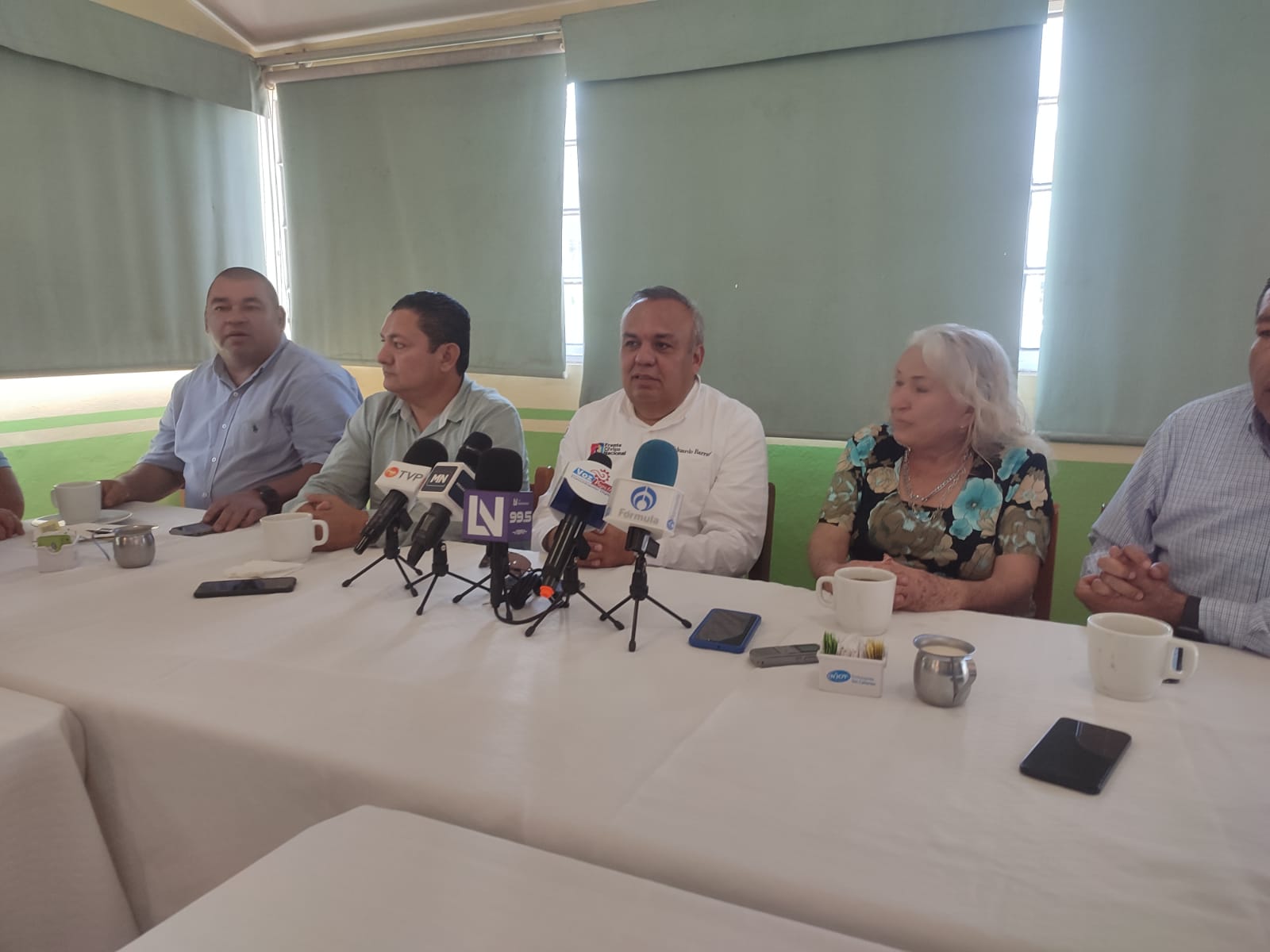 Asegura el grupo ‘Amigos de Xóchitl por Sinaloa’ integrar a morenistas desertores al Frente Amplio en Mazatlán