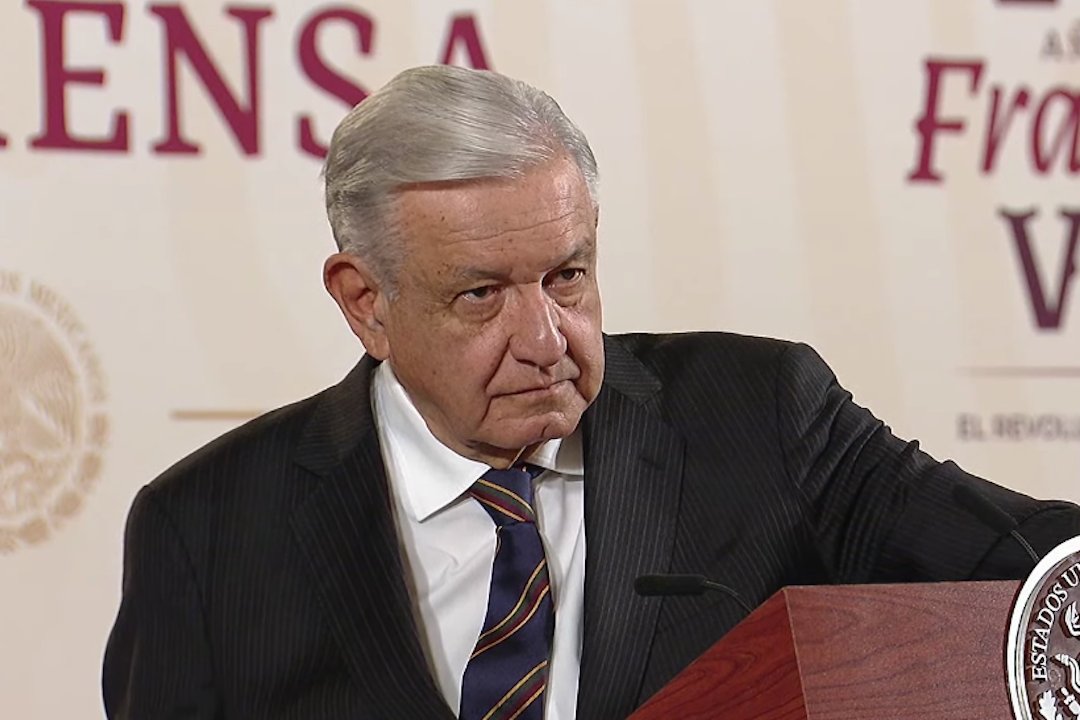‘No le tengan confianza’, llama AMLO a mensajes que piden no donar a afectados de ‘Otis’