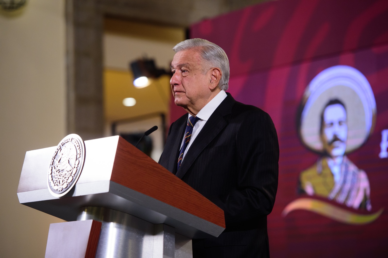 Lo volvió a hacer… AMLO rompe récord en duración de la ‘mañanera’ ¿qué tiempo logró?
