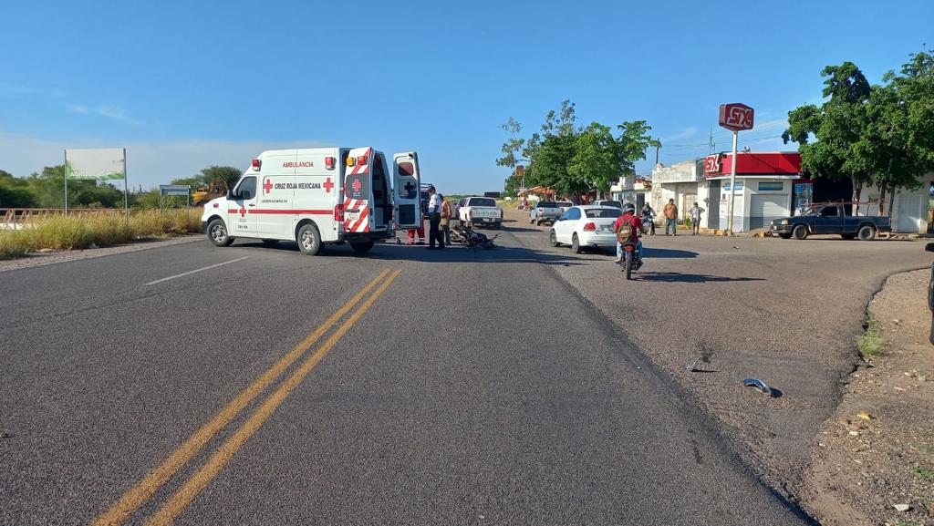 Atropellan a motociclista y resulta lesionado en la comunidad de San Isidro, Angostura