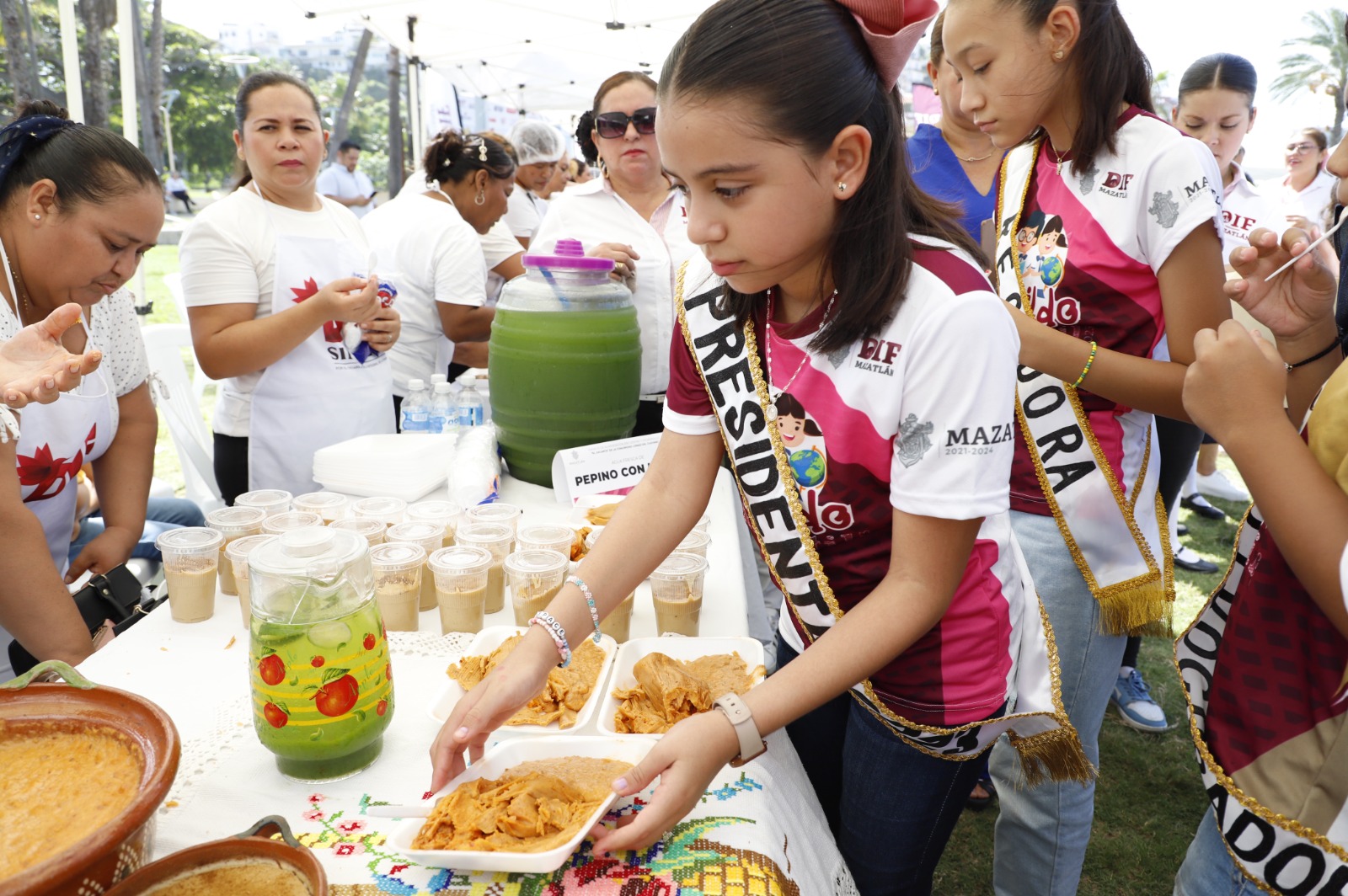 Celebra el DIF Mazatlán, Día Mundial de la Alimentación con muestra gastronómica