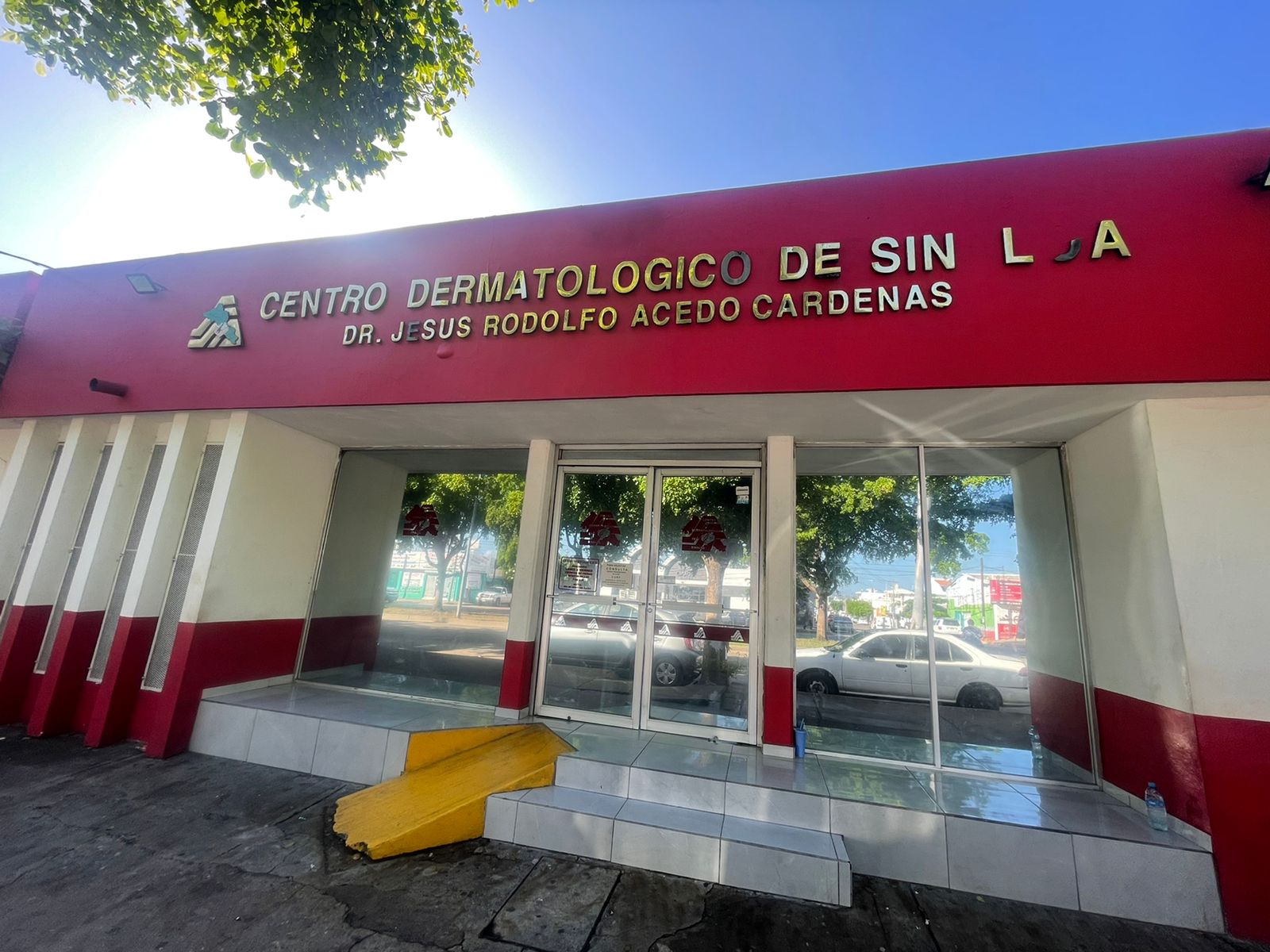 Centro Dermatológico de Sinaloa conmemora su 27 aniversario