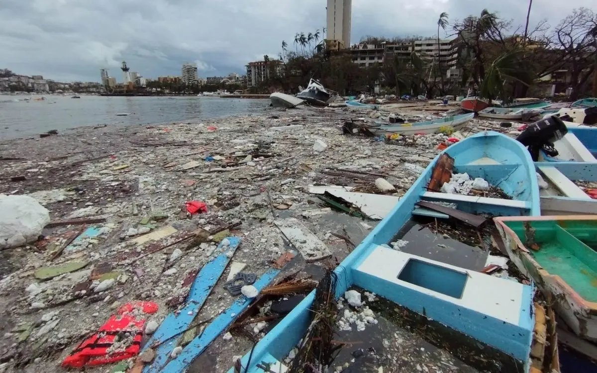 Apoyos a damnificados por huracán ‘Otis’ se entregarán de manera directa, avisa AMLO