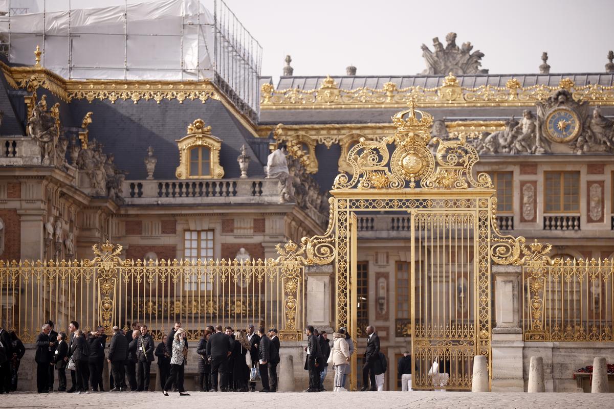 ¡No hay quinto malo! Por alerta de bomba evacuan nuevamente el Palacio de Versalles en Francia