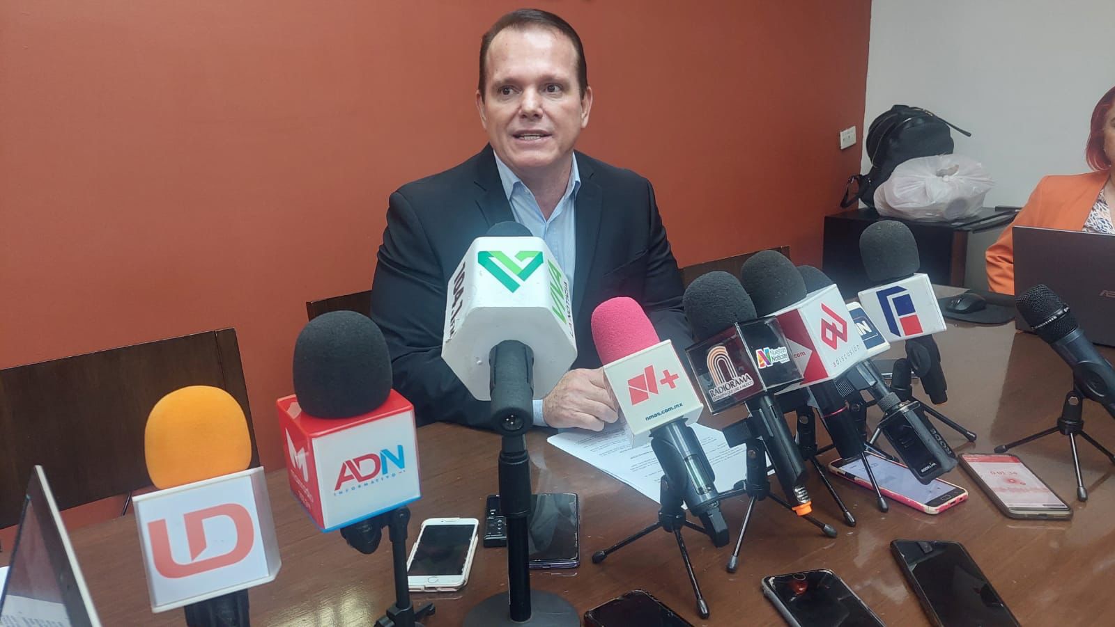 Urge una depuración de policías en Sinaloa, tras repunte de robo de vehículos: Adolfo Beltrán
