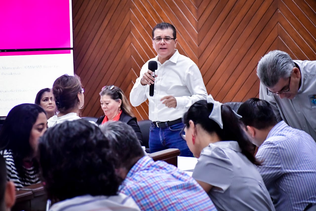 Édgar González entregará un informe de preocupación a un año como alcalde de Mazatlán