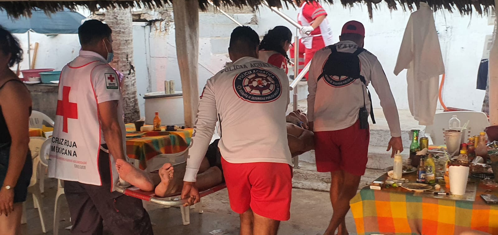 Eran cuatro menores y estaban solos, parte de múltiples rescates este domingo en playas de Mazatlán