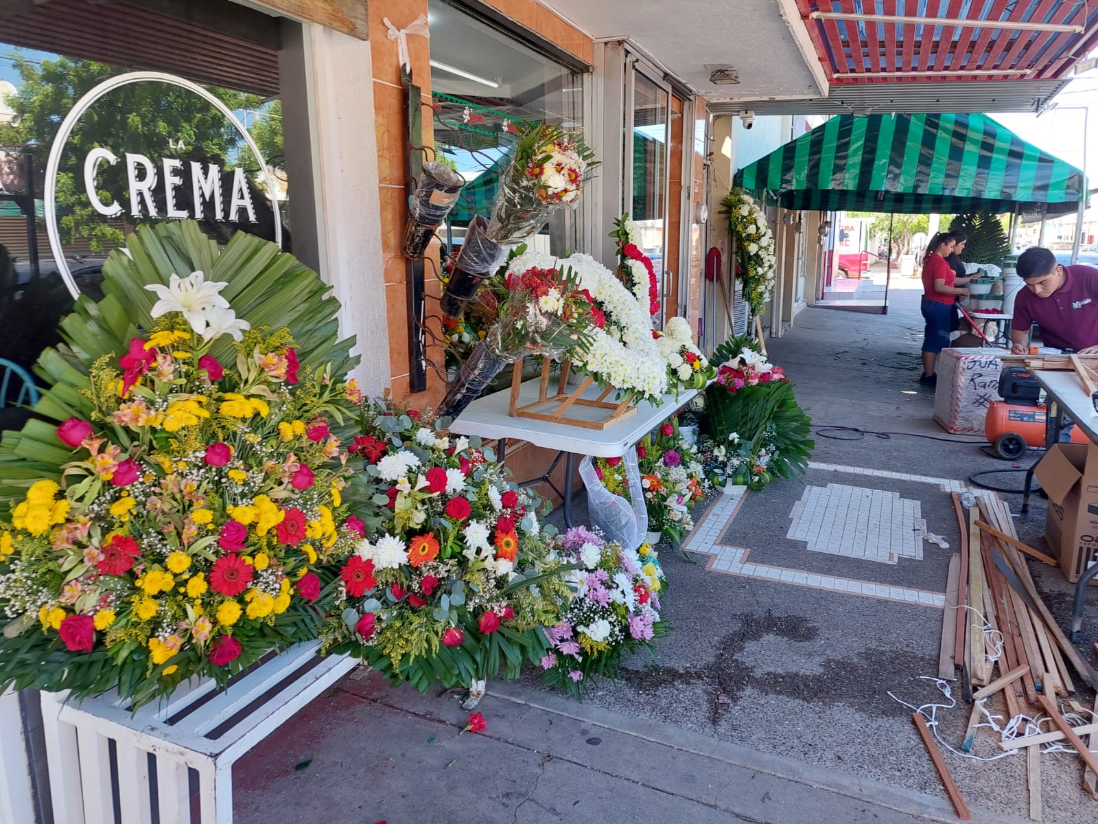 Floristas en Guamúchil llaman a la no compra por internet en los próximos días
