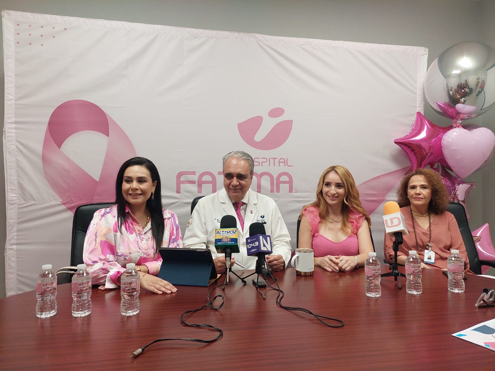 Hospital Fátima conmemora día mundial de lucha contra el cáncer de mama en el evento “Conversaciones Rosas”