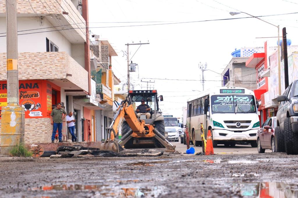 Inicia la remodelación de la Avenida Insurgentes en Mazatlán para terminar con los baches