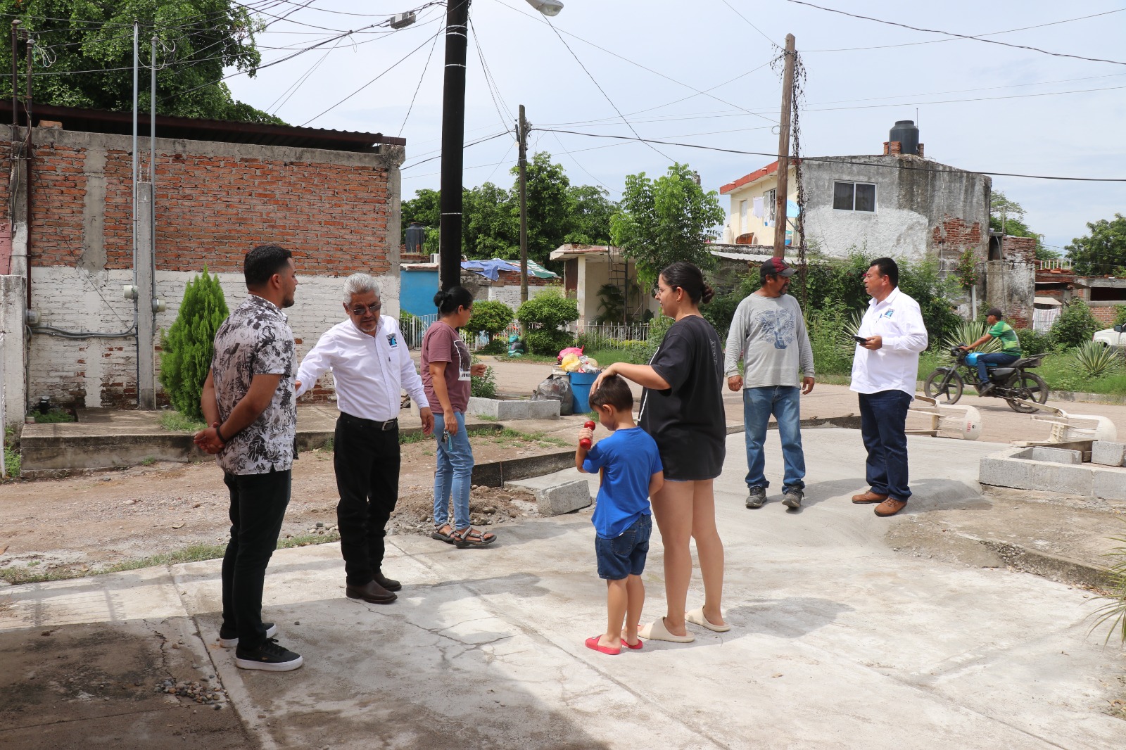 Intervendrá Jumapam en la calle Leandro Valle de Villa Unión para acabar con derrames de aguas negras
