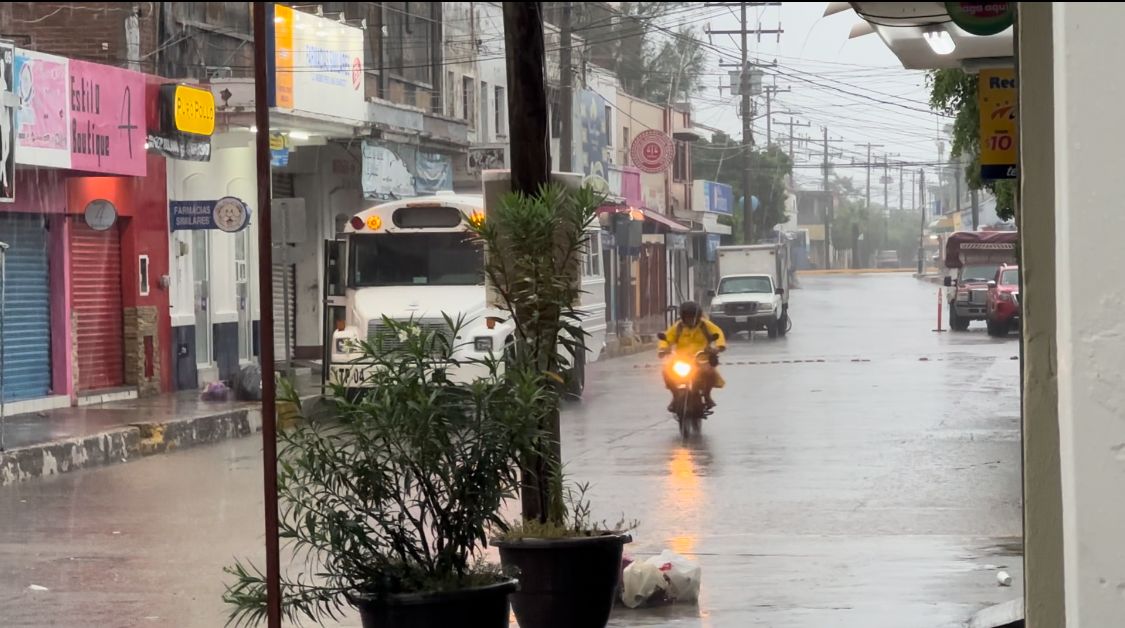 Lluvias se estacionaron la madrugada de este lunes en zona rural de Mazatlán