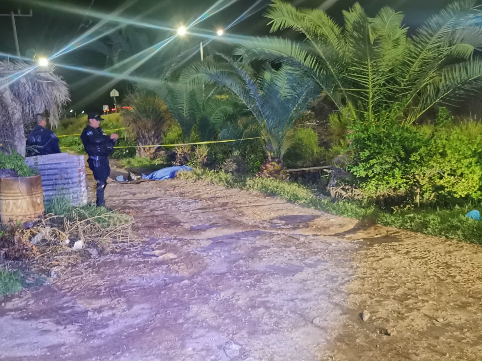 Localizan a un hombre sin vida en San Miguel Zapotitlán, Ahome; tenía heridas de arma blanca