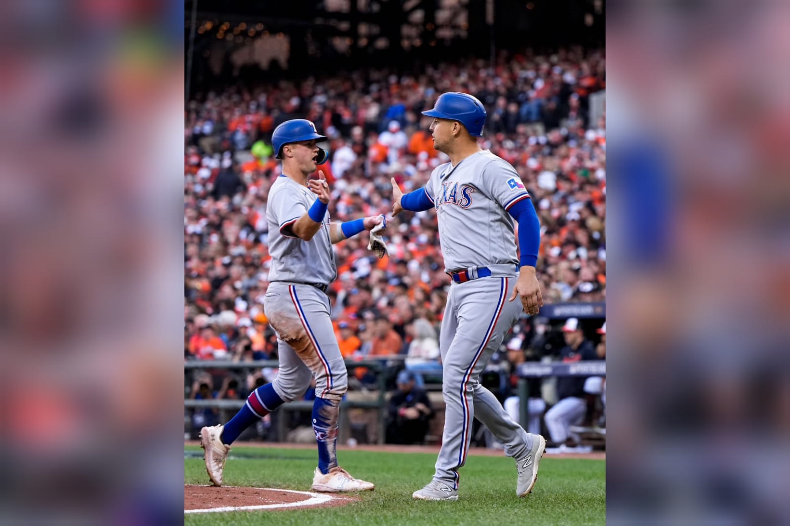 Los Rangers vencen a los Orioles y se ponen arriba 2-0 en la Serie Divisional