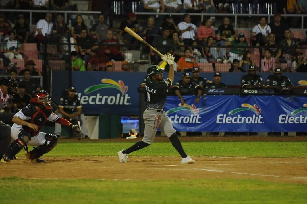 Navojoa se queda con la serie inaugural ante los campeones Cañeros de Los Mochis
