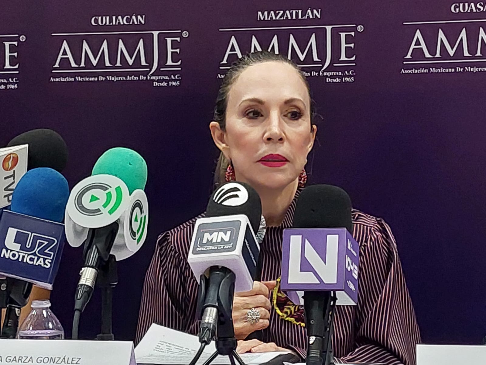 Que a la presidencia llegue una mujer inteligente que sepa despegar ideología de partidos: AMMJE