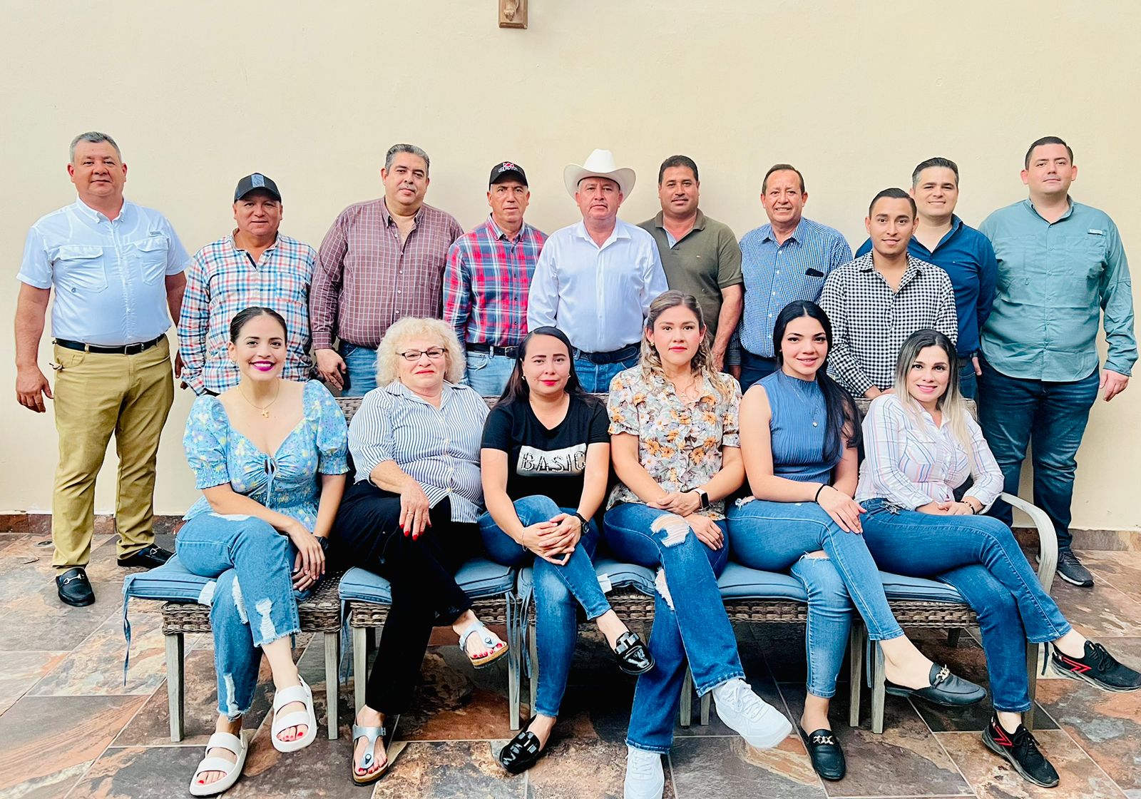 Renuncia la dirigencia en pleno del PRI en El Fuerte; acusan a Paola Gárate de tomar acciones arbitrarias