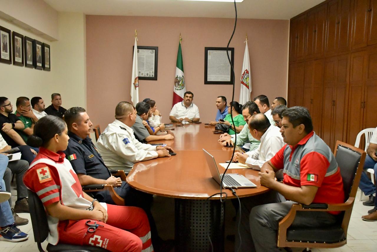 Salvador Alvarado se declara en sesión permanente ante el huracán Norma