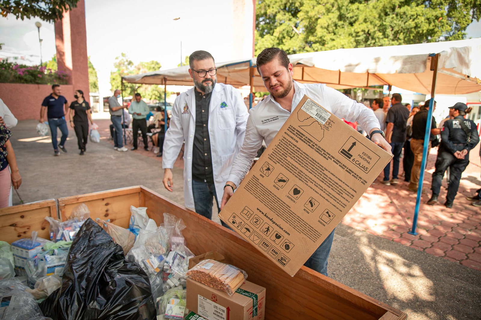 Realizan el Segundo Maratón de medicamentos en apoyo a niños, jornaleros y familias en dispensarios