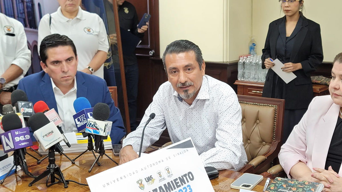 Sindicalizados entregan Emplazamiento a Huelga a autoridades de la UAS