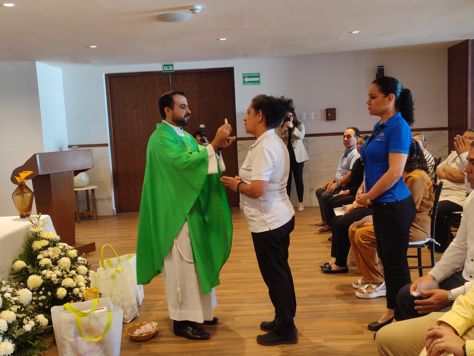 ¡Enhorabuena! Cumple The Inn at Mazatlán 44 años y empleados agradecen a Dios por tener trabajo