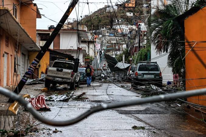 ‘No fueron tantos, ante un fenómeno tan fuerte’, considera AMLO por cifra de fallecidos por huracán ‘Otis’