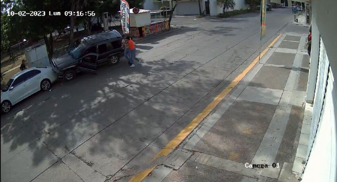 Dan de alta a bebé que se vio involucrado en accidente automovilístico en Camino Real, Culiacán
