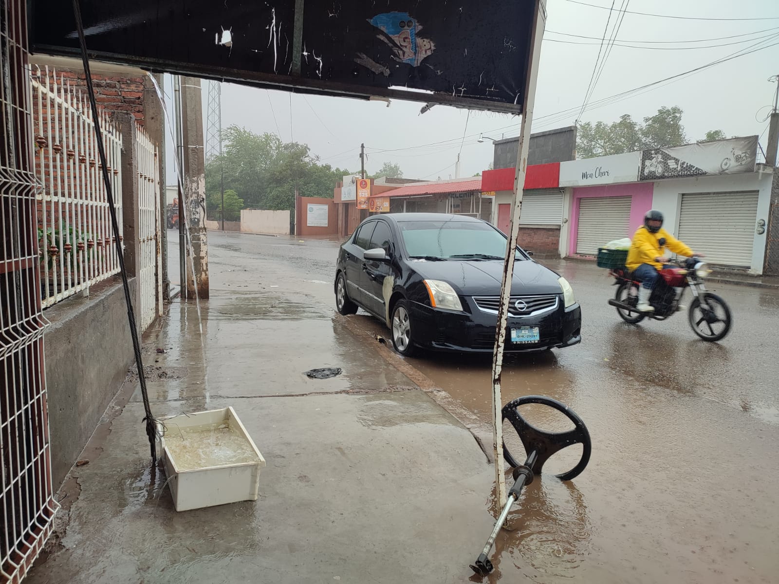 Por la tarde se podría reactivar servicio de energía eléctrica en Ahome, Navolato y Guasave: Rocha Moya
