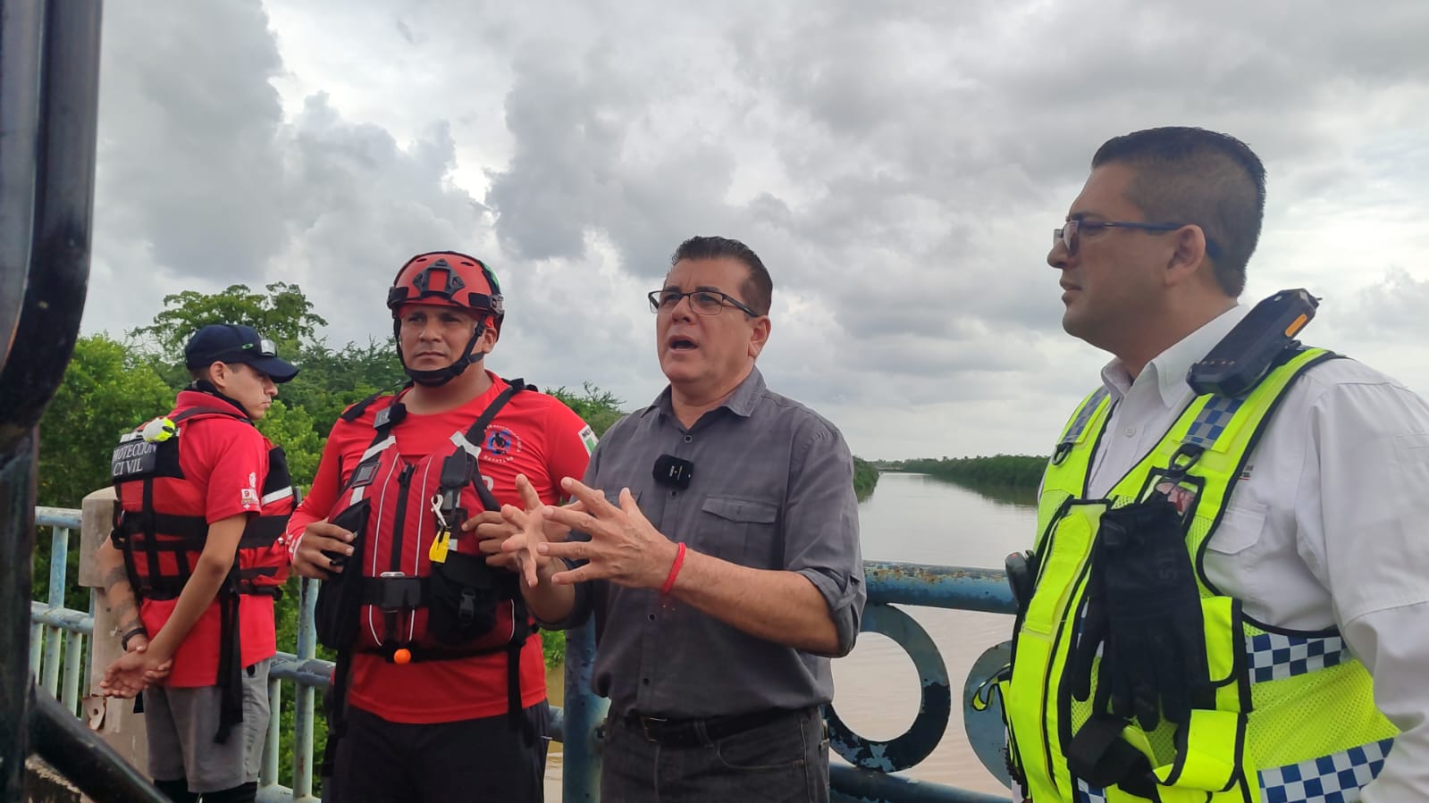 ‘No vamos a parar hasta encontrarlo’, Pedro es buscado en 8 km de canales y esteros en Mazatlán