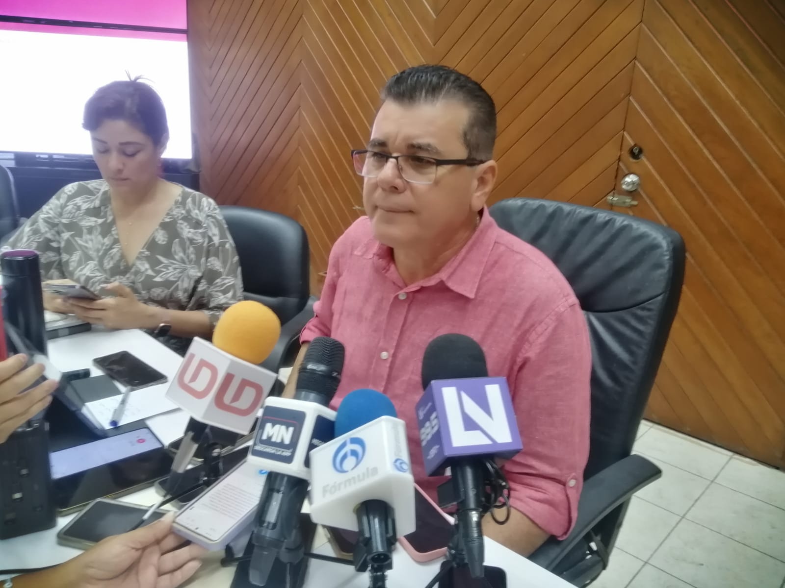 Afirma Édgar González que estará en convocatorias de Morena para alcalde o diputado local