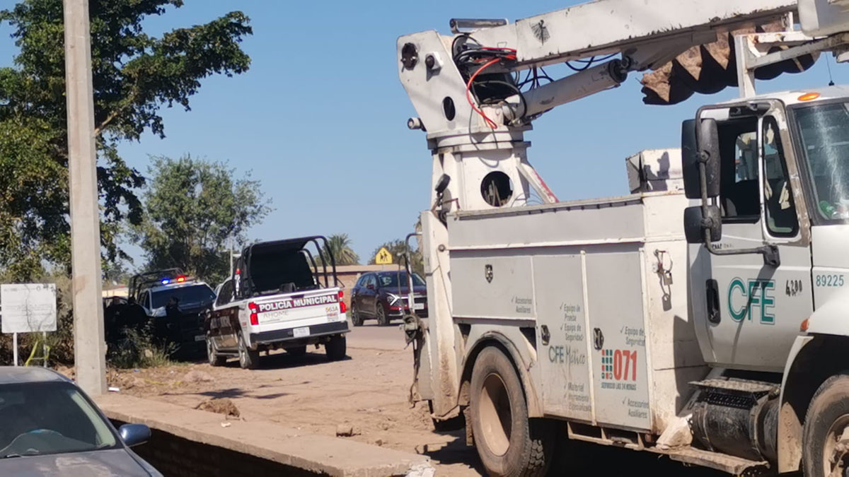 Vecinos de Olas Altas en Ahome alzan la voz, piden que se restablezca la energía eléctrica