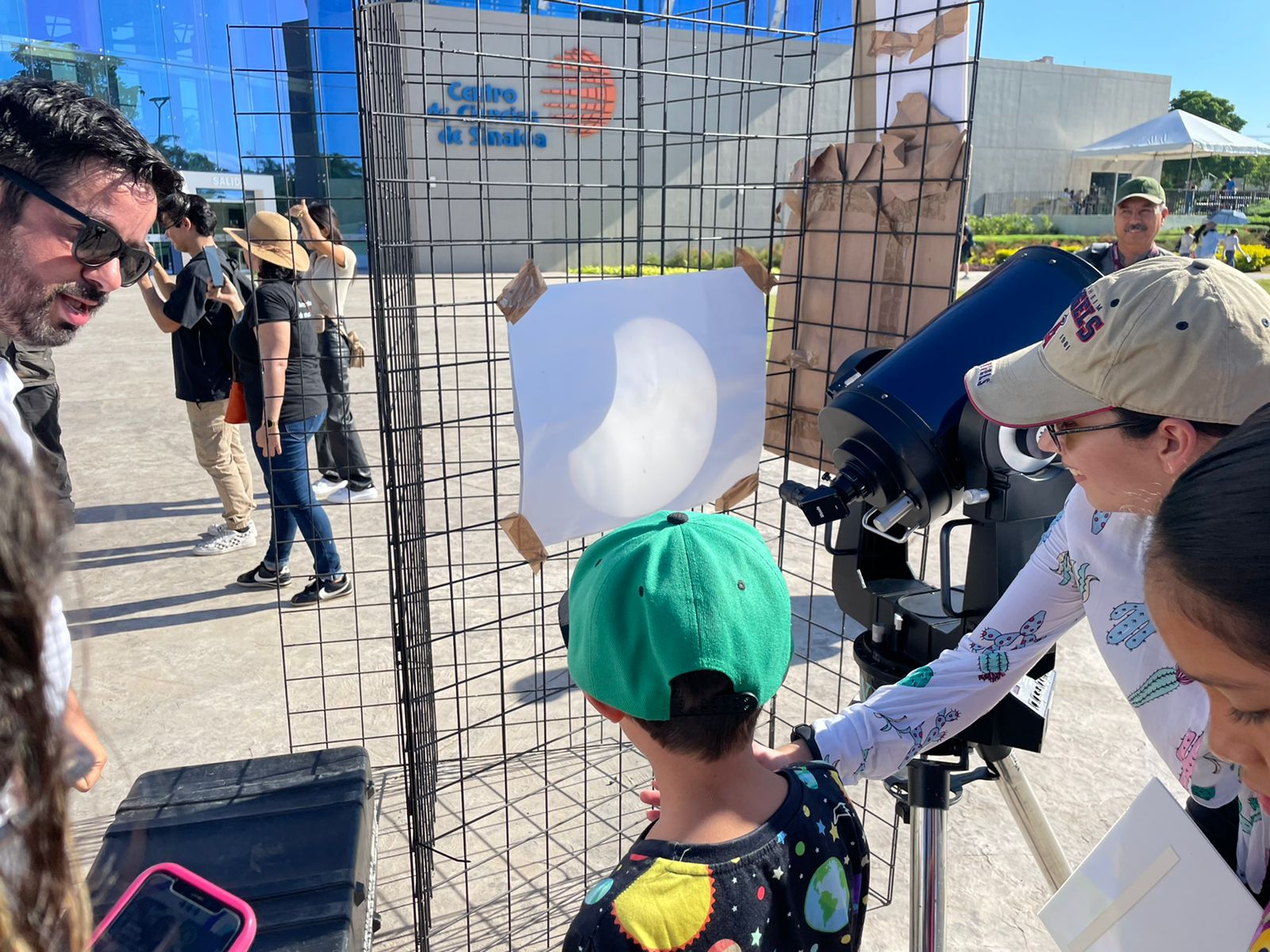 ¡Más vacaciones! Suspenden clases por eclipse solar en Sinaloa