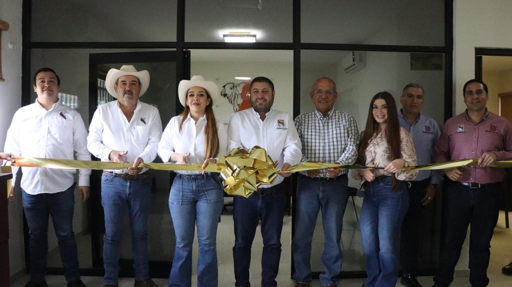 Alcalde de Badiraguato reitera su compromiso y apoyo a ganaderos de la región