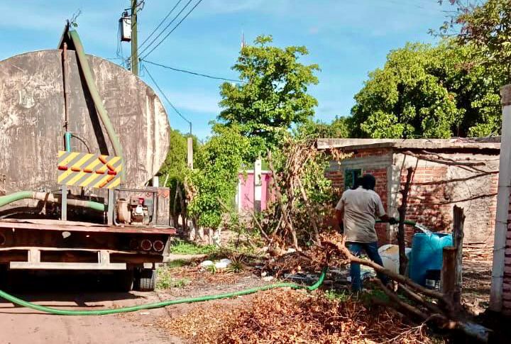 Abastece Japasa a comunidades que presentan desabasto de agua potable