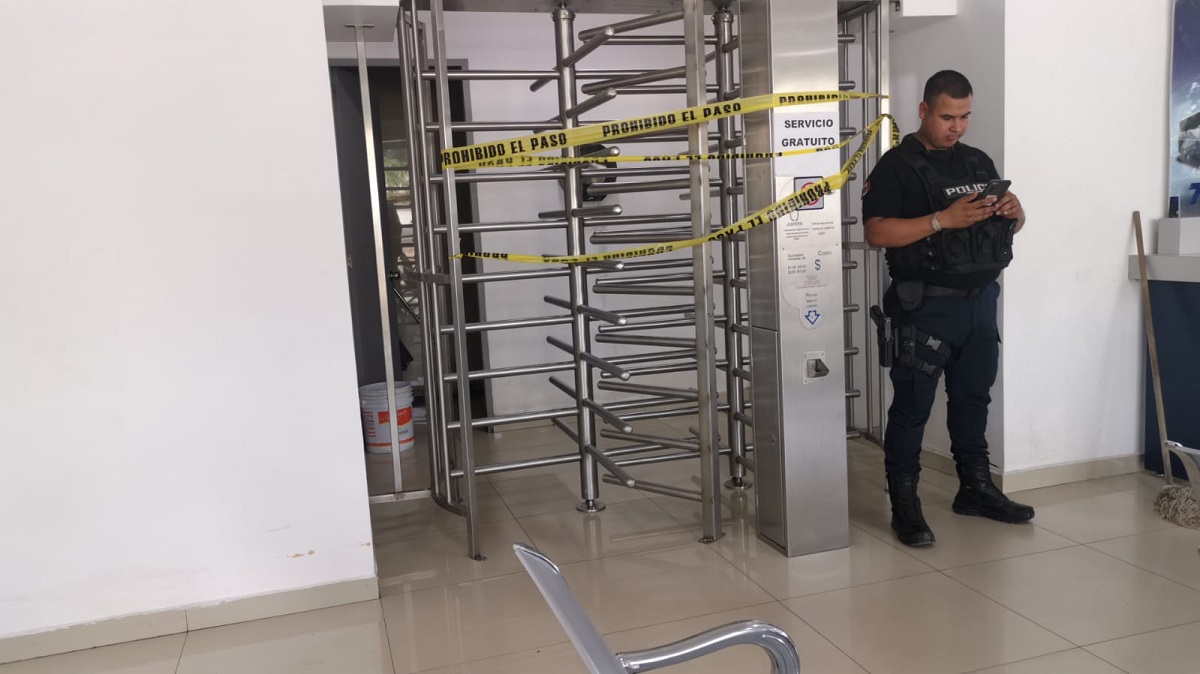 Localizan hombre sin vida en Central de Autobuses de Los Mochis