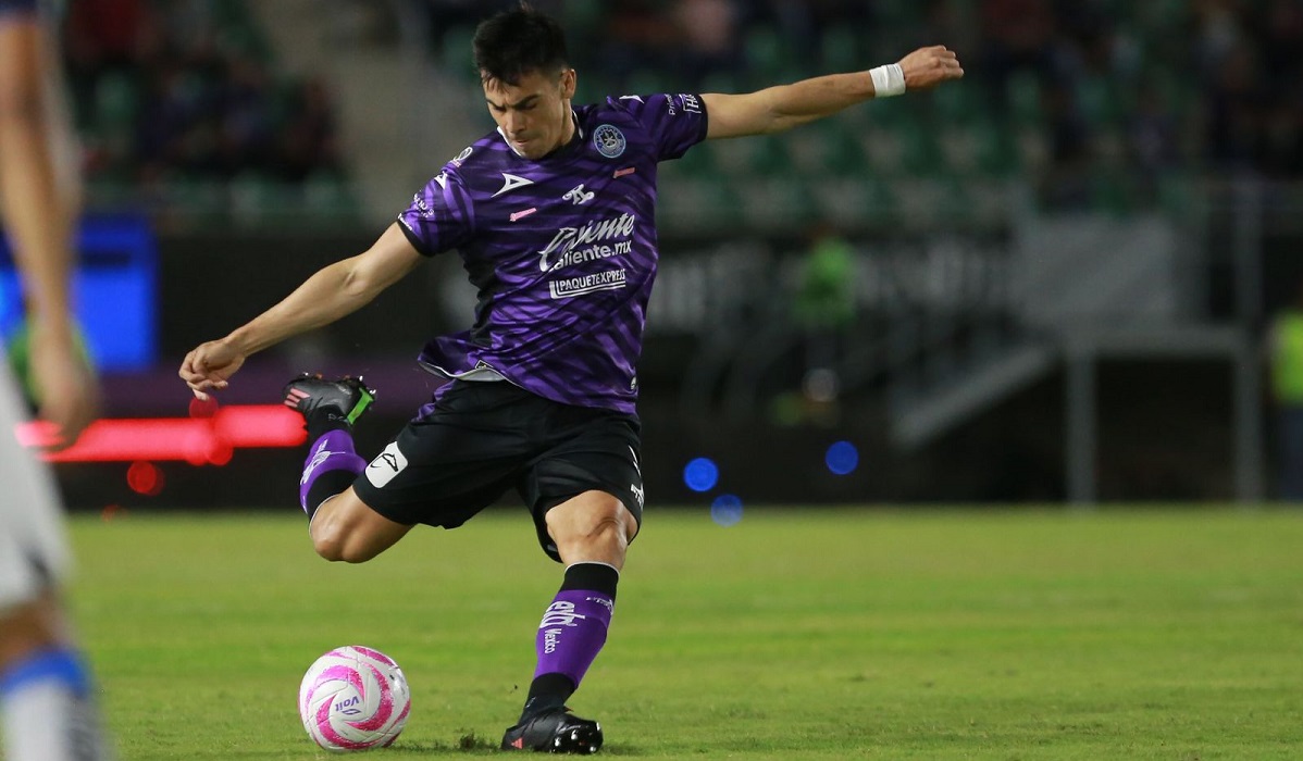 El Mazatlán FC golea al Querétaro y mantiene viva la esperanza de la liguilla