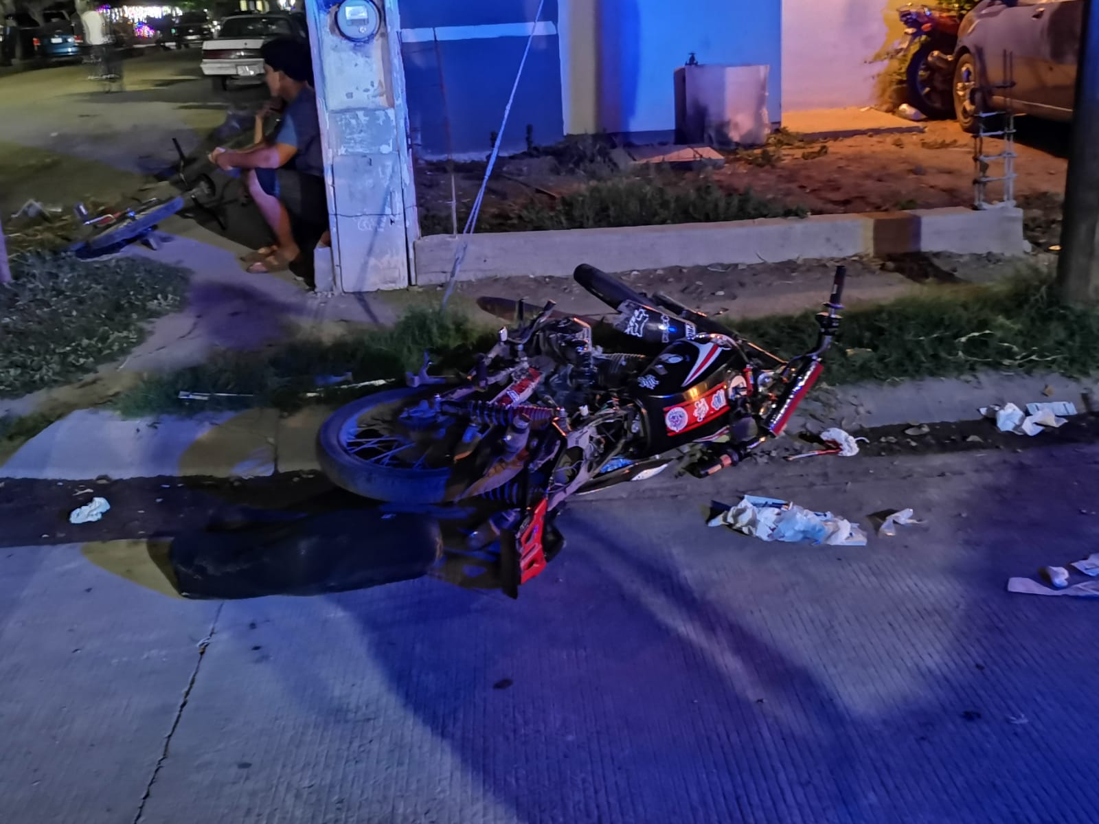 Menores de edad resultaron con lesiones tras sufrir un accidente vial al sur de Los Mochis
